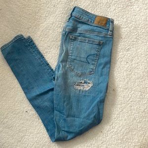 American eagle size 2 distressed jeans
